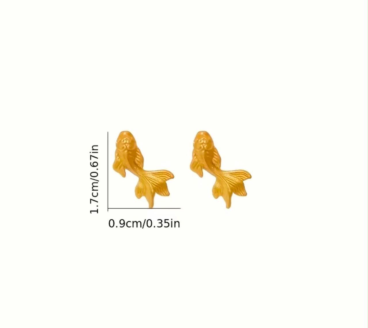 small gold fish